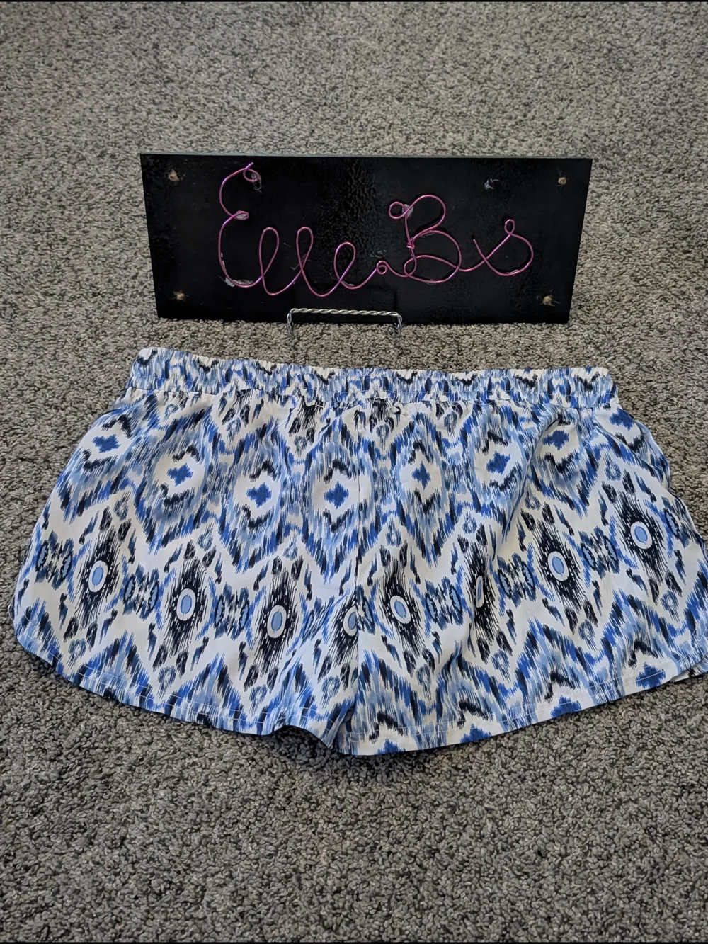 EUC Derek Heart Blue and White Patterned Drawstring Shorts M